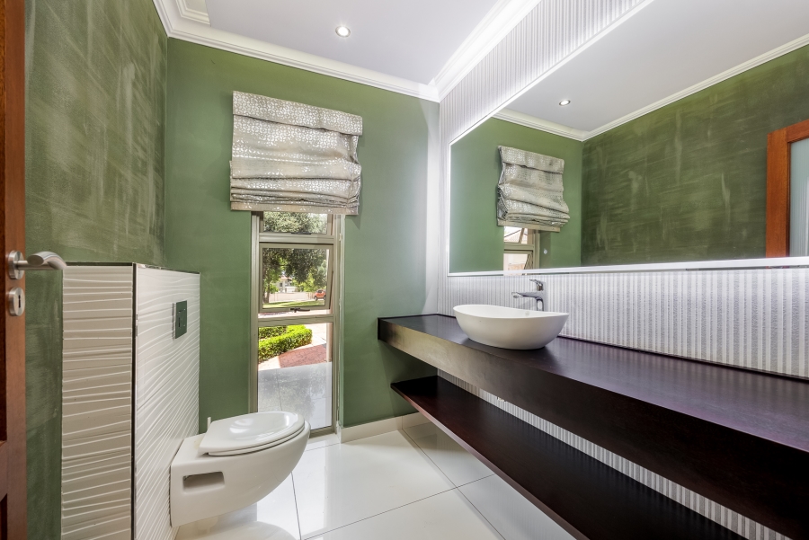 4 Bedroom Property for Sale in Vierlanden Western Cape